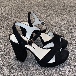 ANNE KLEIN LALIMA PLATFORM SANDAL